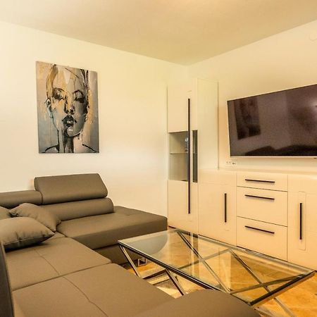 Ferienwohnung Relax & Beautiful View Slovenj Gradec Exterior foto