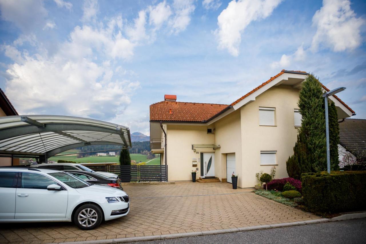 Ferienwohnung Relax & Beautiful View Slovenj Gradec Exterior foto